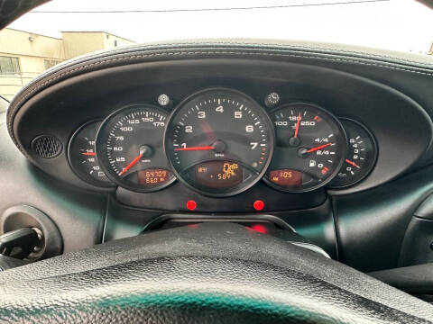 2001 Porsche 911 Carrera 4