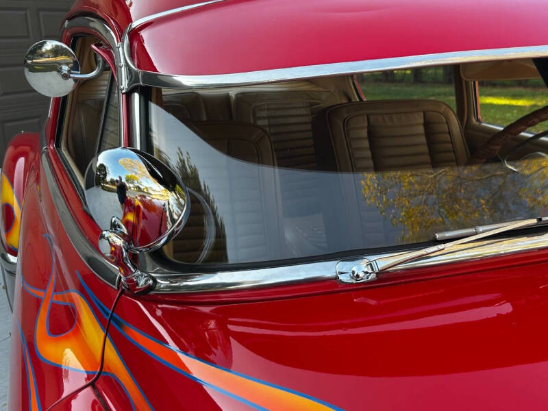 1949 Oldsmobile Futuramic 76