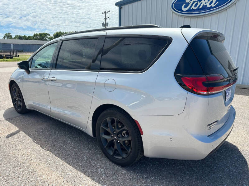 2024 Chrysler Pacifica Limited