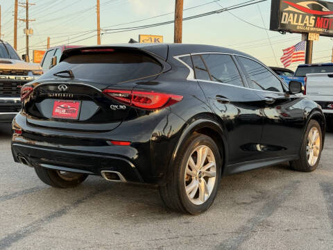 2017 Infiniti QX30 Luxury