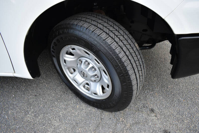 2018 Nissan NV 1500 SV