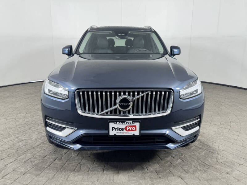 2025 Volvo XC90 B5 Core Bright Theme