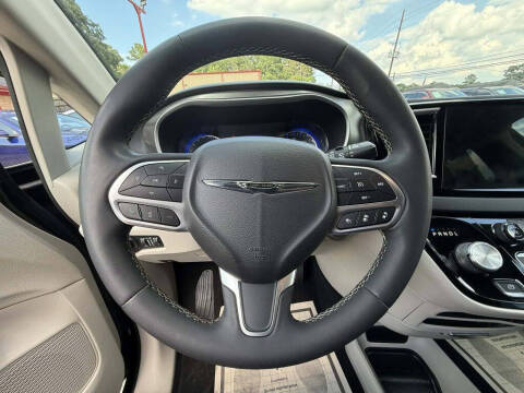 2022 Chrysler Pacifica Touring L