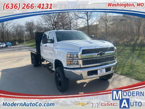 2023 Chevrolet Silverado 5500HD for sale at MODERN AUTO CO in Washington MO