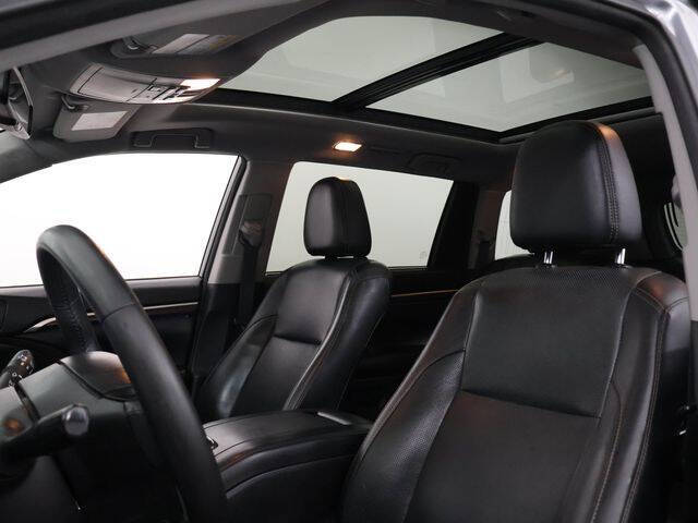 2016 Toyota Highlander Limited Platinum