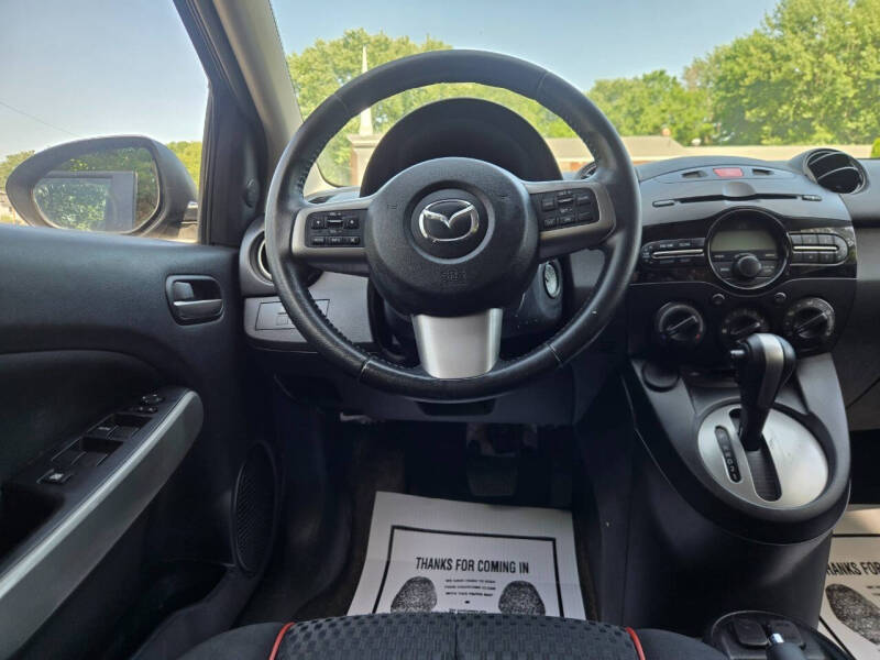 2012 Mazda MAZDA2 Touring