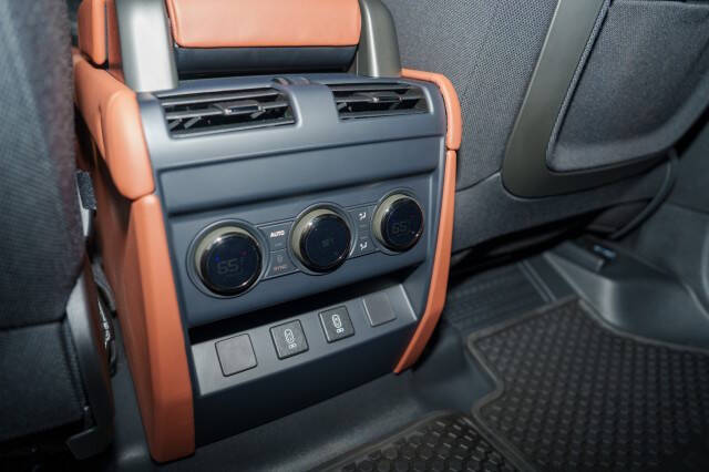 2026 Land Rover Defender