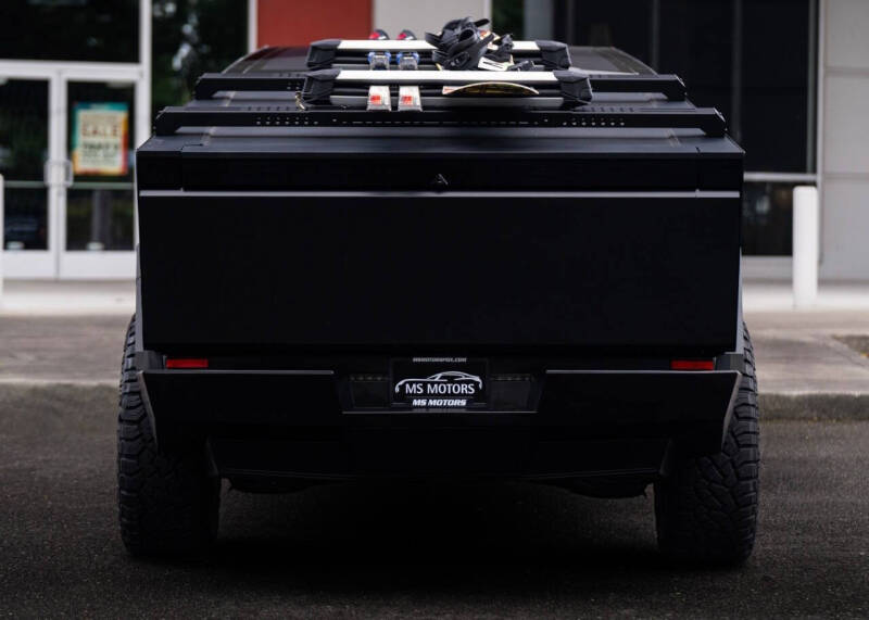 2024 Tesla Cybertruck