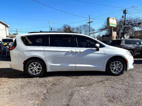 2020 Chrysler Voyager LXi