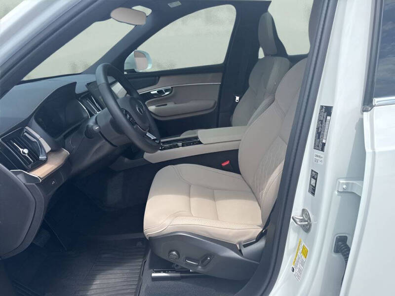 2026 Volvo XC90 B6 Plus 7P