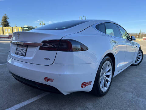 2017 Tesla Model S 75D