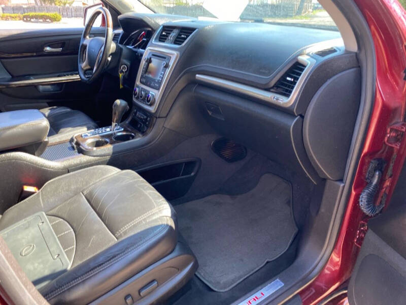 2016 GMC Acadia Denali