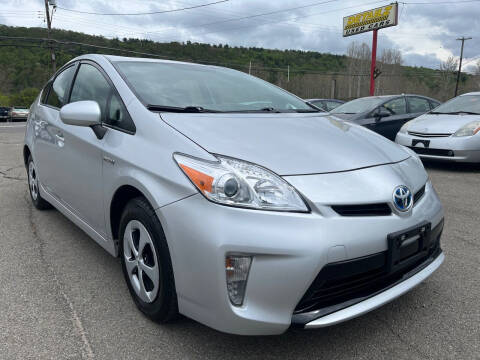 2015 Toyota Prius for sale at DETAILZ USED CARS in Endicott NY