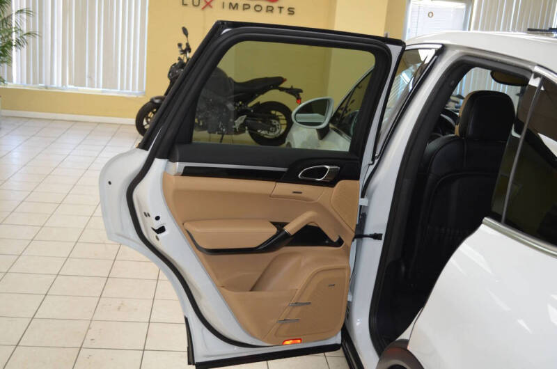 2016 Porsche Cayenne