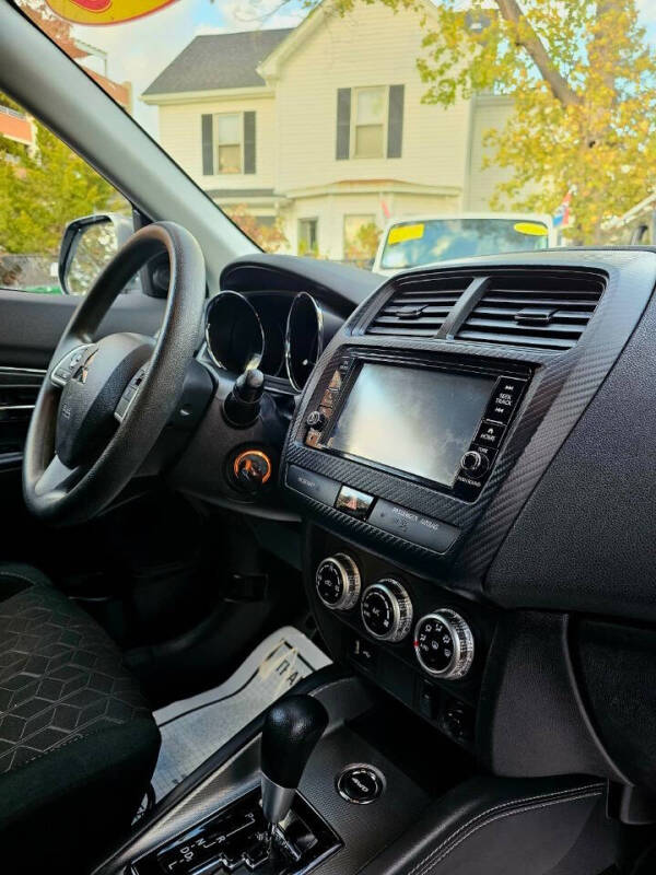 2020 Mitsubishi Outlander Sport Special Edition