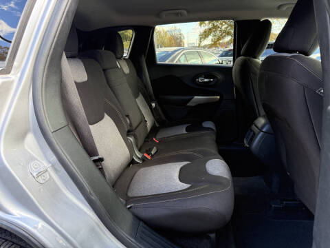 2018 Jeep Cherokee Latitude