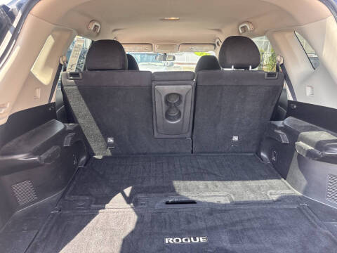 2015 Nissan Rogue SV