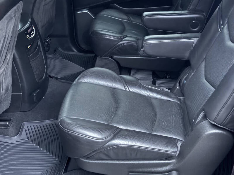 2016 Cadillac Escalade ESV Platinum