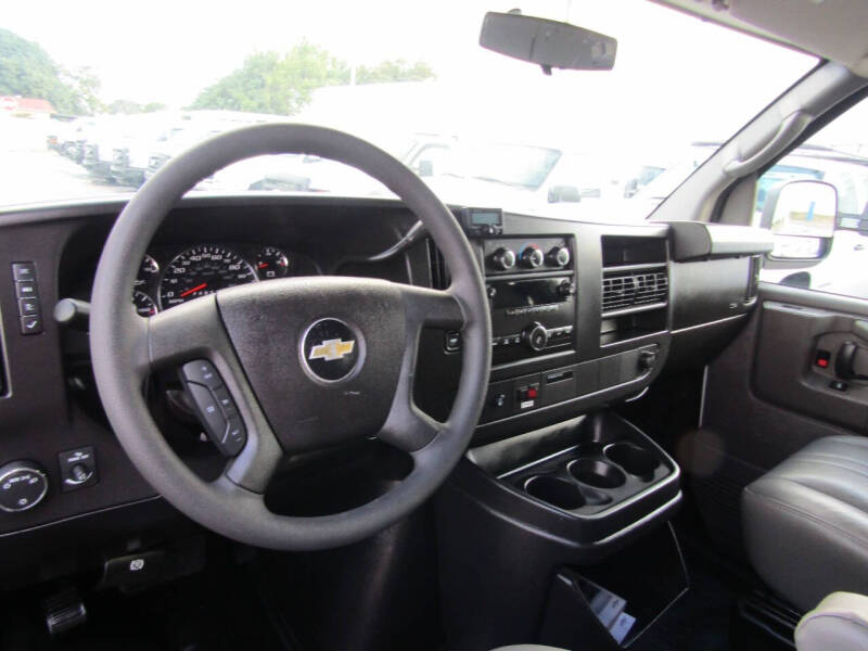 2014 Chevrolet Express Cargo Work Van photo 12