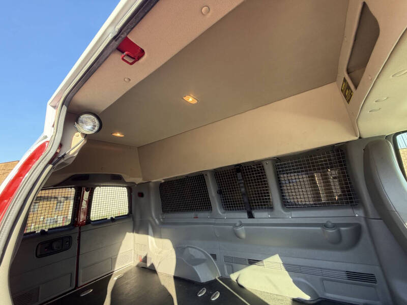 2015 GMC Savana LS 2500
