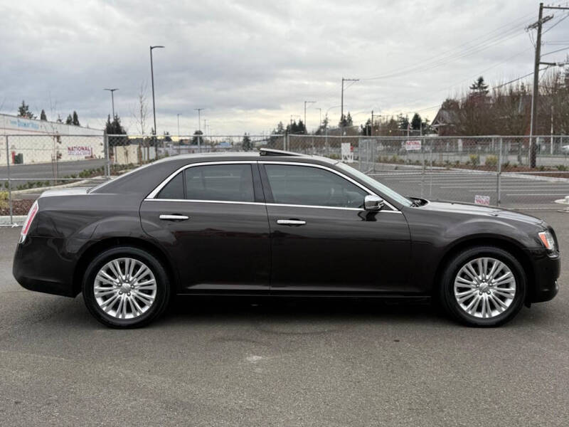 2013 Chrysler 300 C