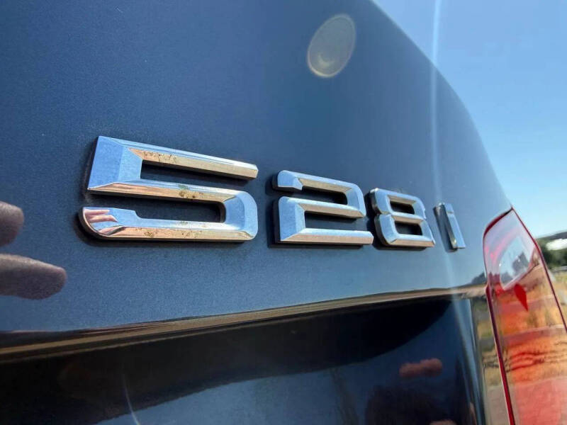 2013 BMW 5 Series 528i