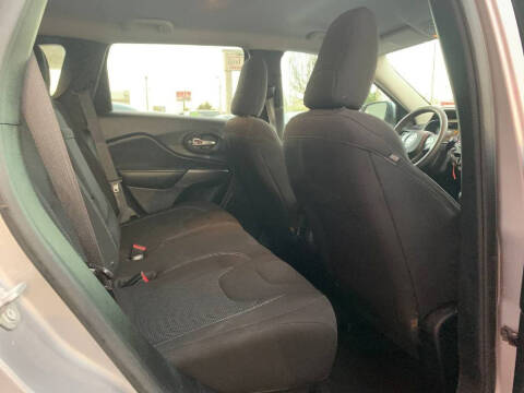 2019 Jeep Cherokee Latitude