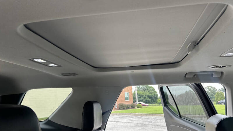 Used 2018 Chevrolet Traverse Premier with VIN 1GNEVJKW3JJ111384 for sale in New Castle, DE