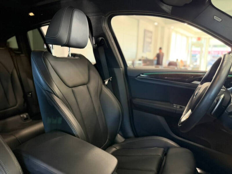 2022 BMW X4 xDrive30i