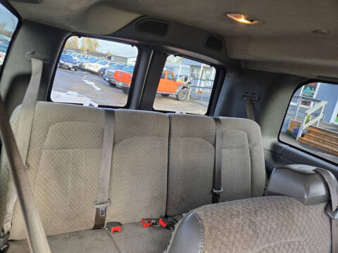 2016 Chevrolet Express LT 2500