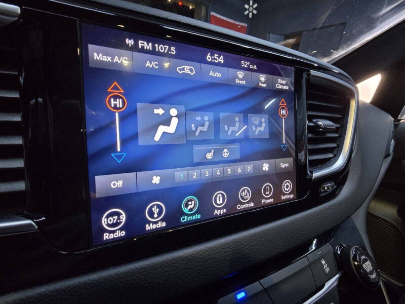 2019 Chrysler Pacifica Hybrid Touring L 35th Anniversary