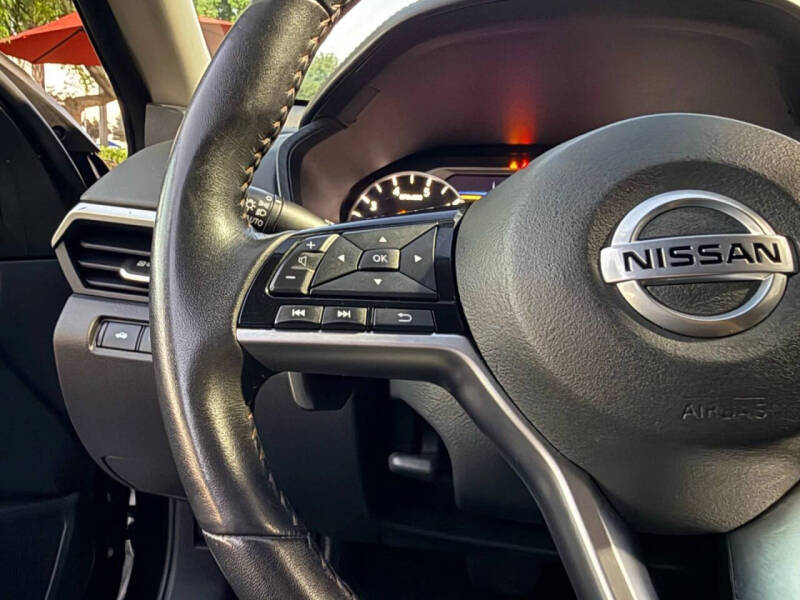 2021 Nissan Altima 2.5 SR