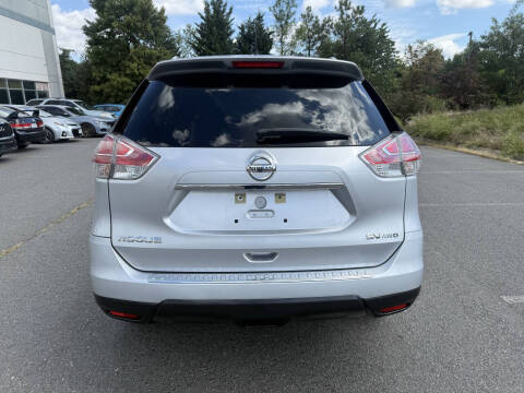 2016 Nissan Rogue SV