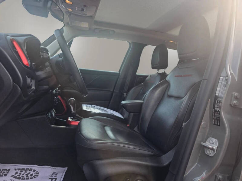 2021 Jeep Renegade Trailhawk