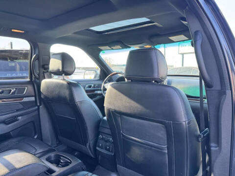 2017 Ford Explorer Platinum