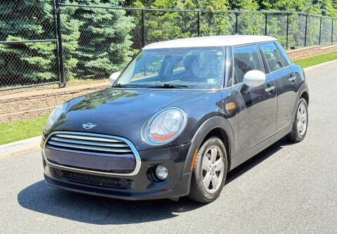 2015 MINI Hardtop 4 Door Cooper