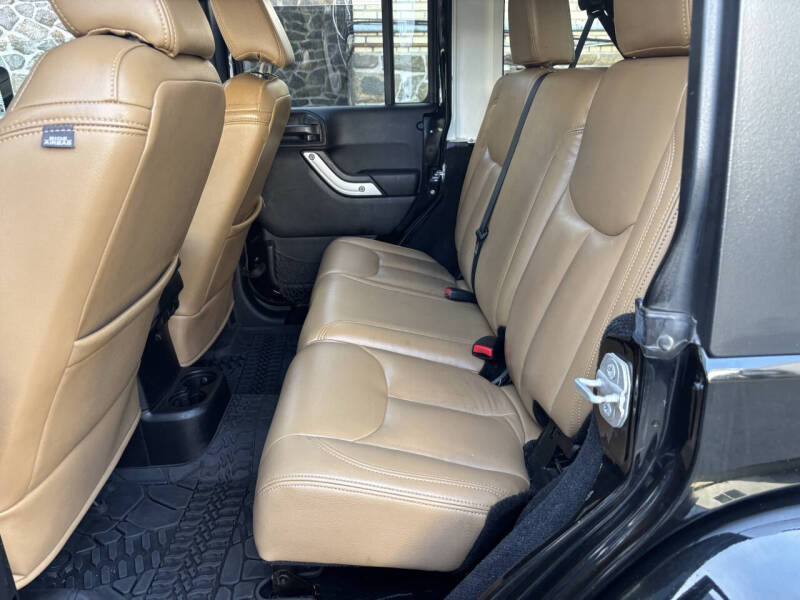 2015 Jeep Wrangler Unlimited Sahara