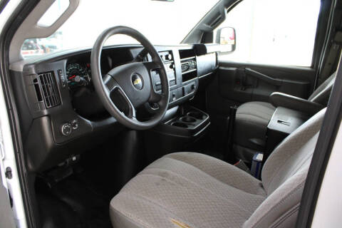 2016 Chevrolet Express 2500