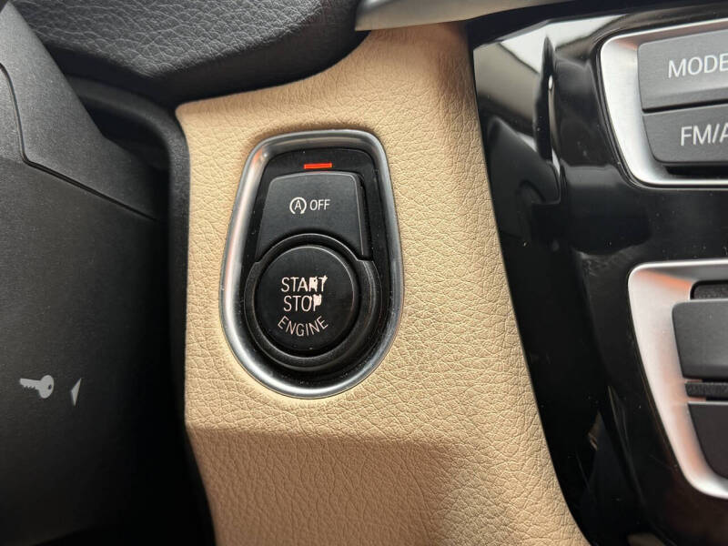 2018 BMW 3 Series 320i