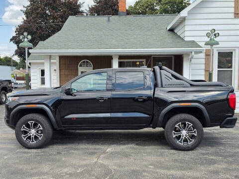 2023 GMC Canyon AT4
