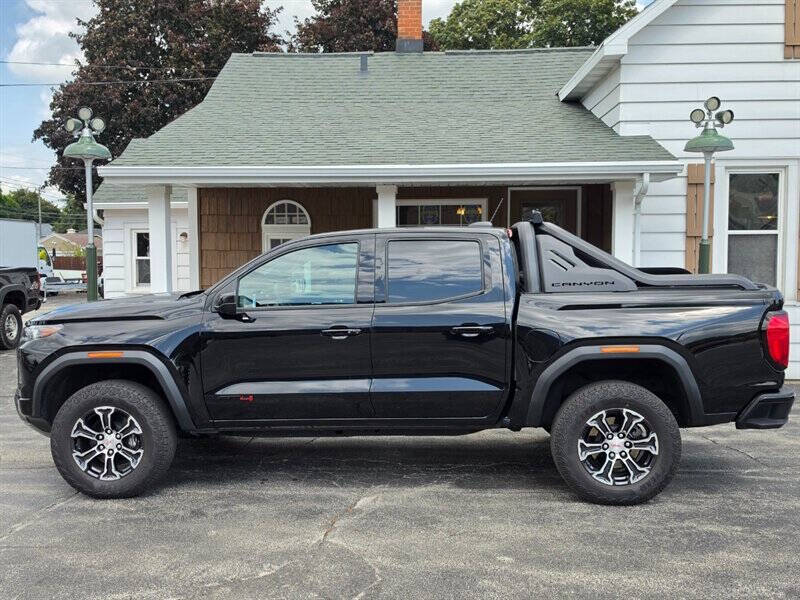 2023 GMC Canyon AT4