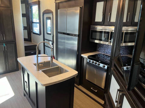 2018 Keystone RV Raptor