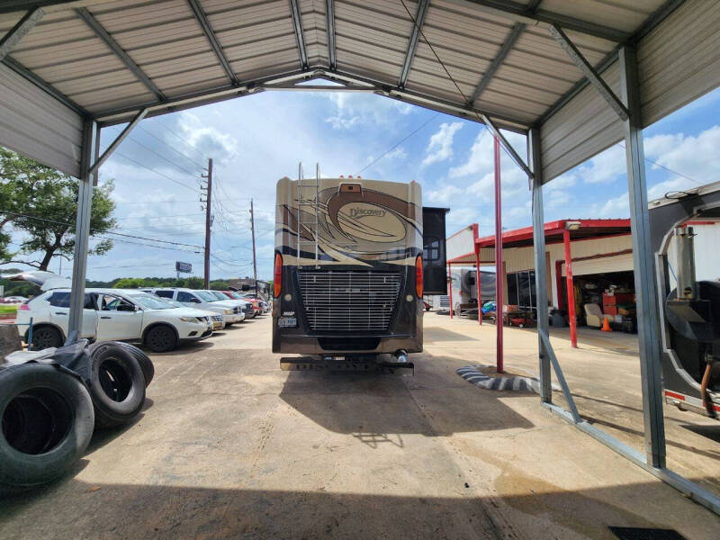 2011 Fleetwood RV Discovery 40X