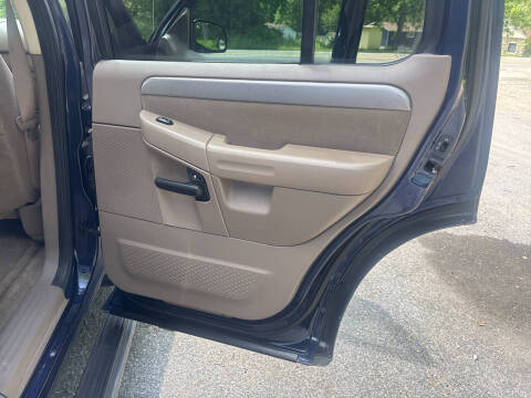 2003 Ford Explorer XLT