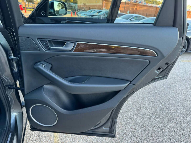 2016 Audi Q5 2.0T quattro Premium Plus