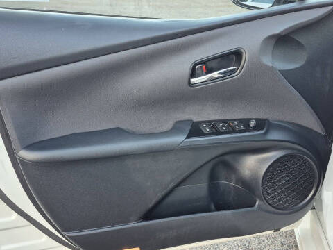 2016 Toyota Prius Four Touring