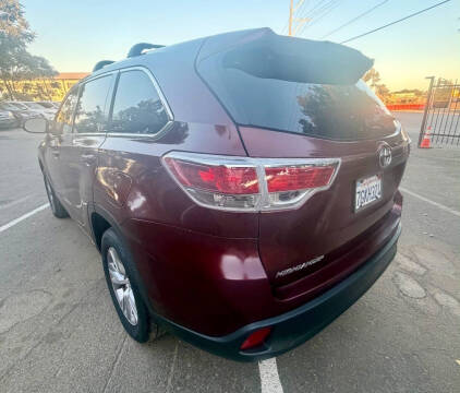 2014 Toyota Highlander LE Plus