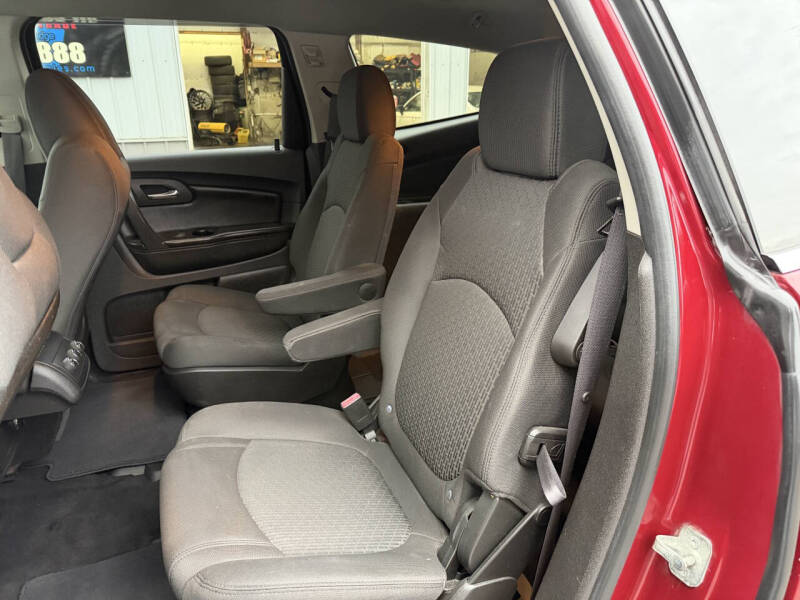 2011 Chevrolet Traverse LT