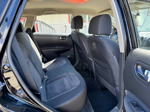 2011 Nissan Rogue S