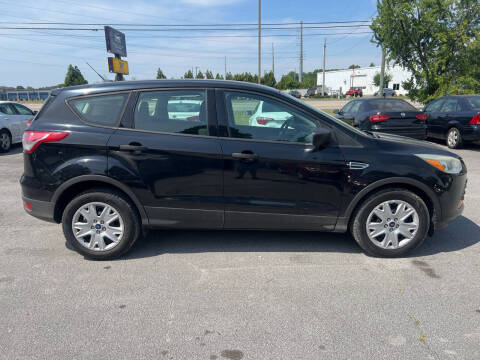 2016 Ford Escape S